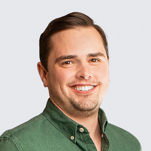 Headshot of Taylor Smith